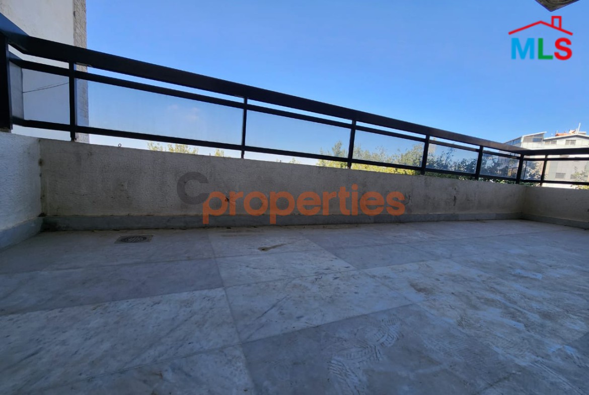 Apartment For Sale In Ballouneh – CPKRH46