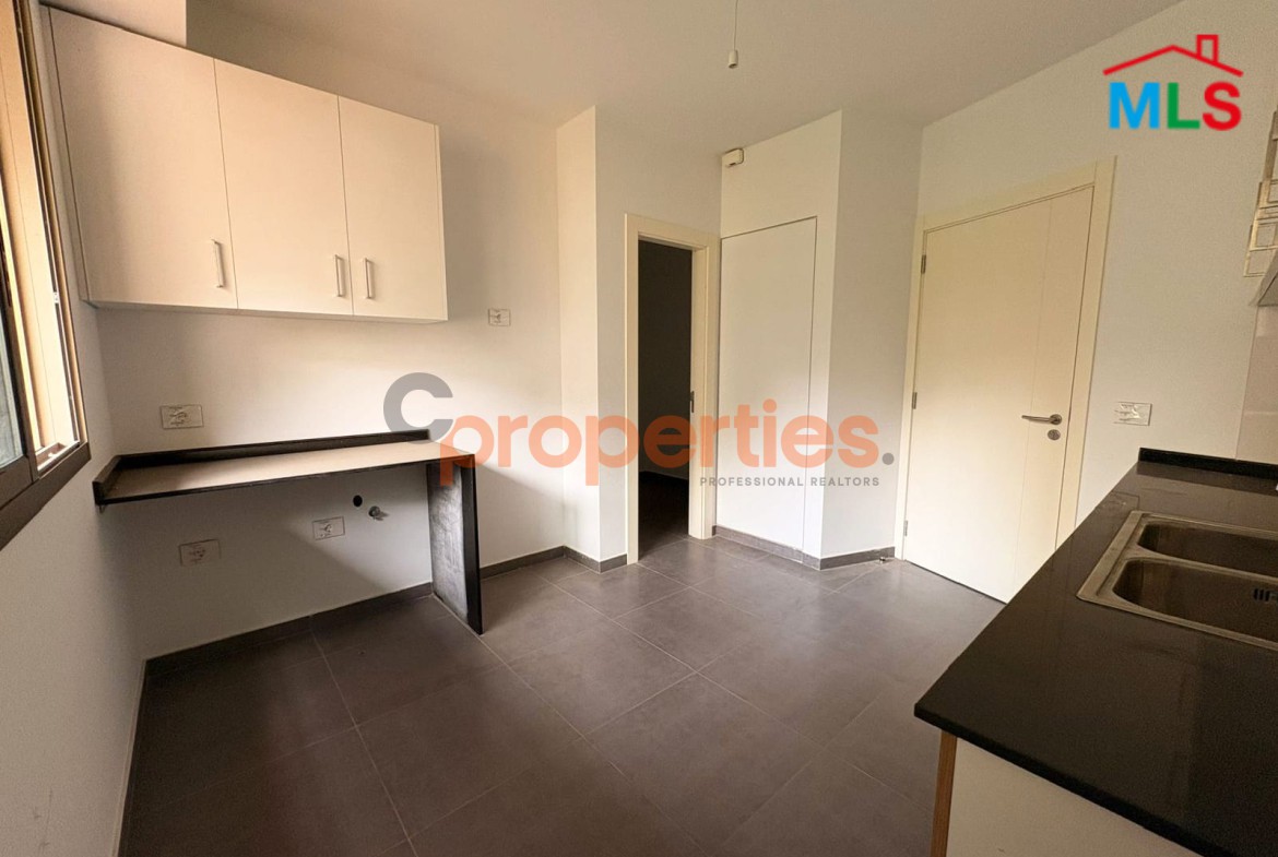 Apartment For Sale In Louaize – CPFY146