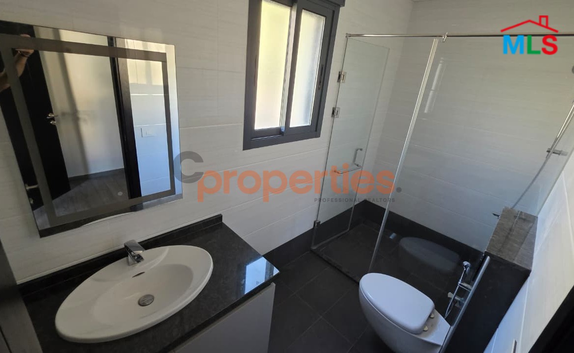High-End Duplex with Full Roof Terrace for Sale in Monteverde – CPGA77