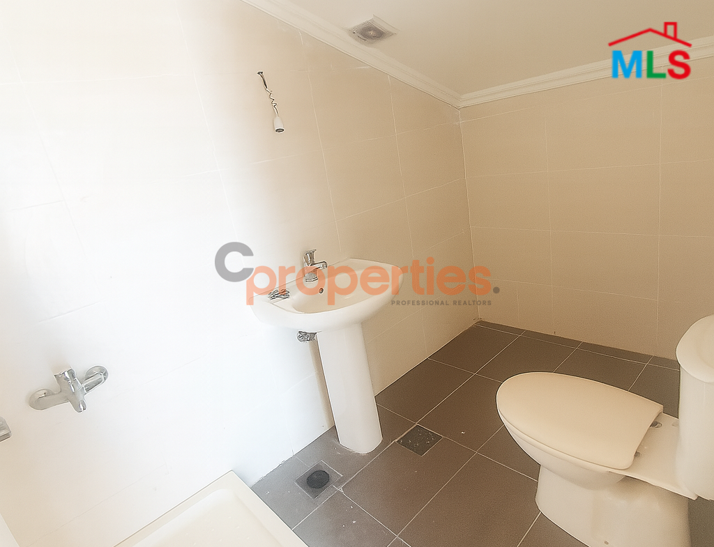 Duplex For Sale In Bouar – CPJGK07