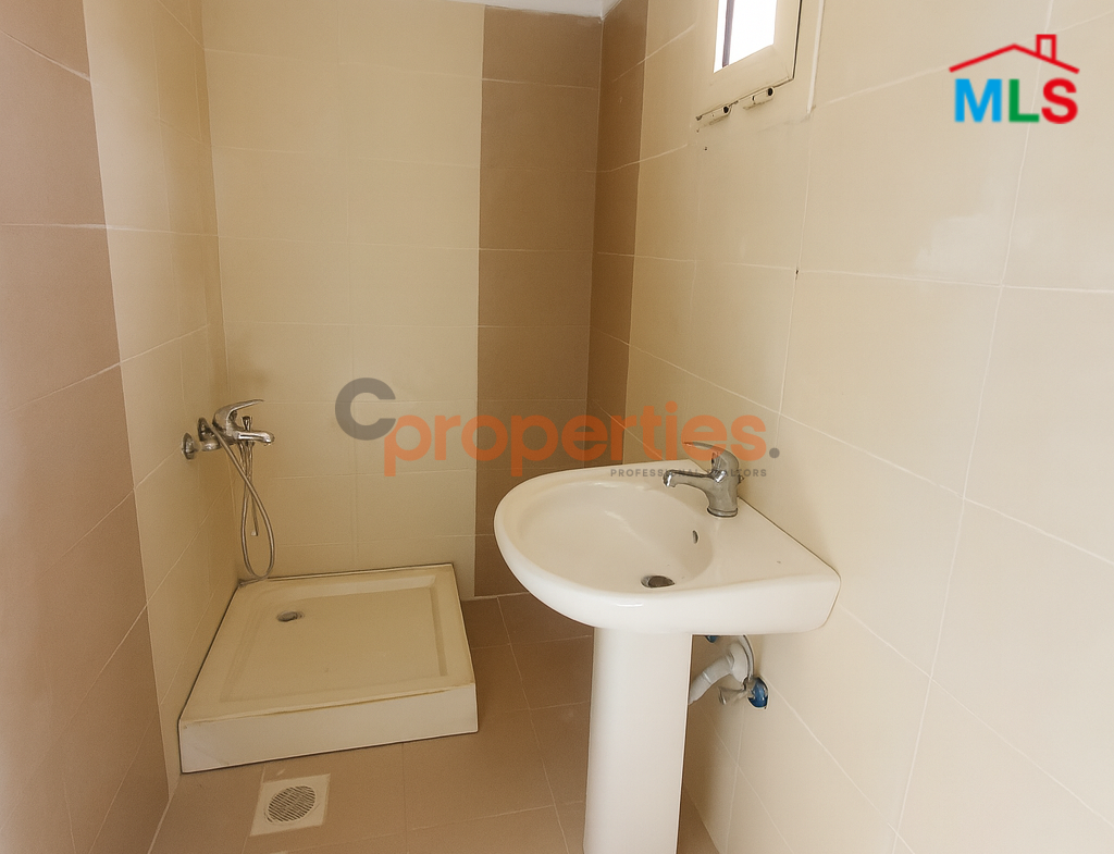 Duplex For Sale In Bouar – CPJGK07