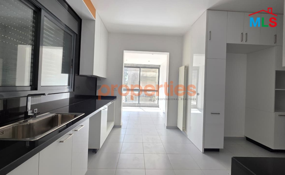 Ultra High-End Moden Apartment with terrace for sale in MonteVerde – CPGA75