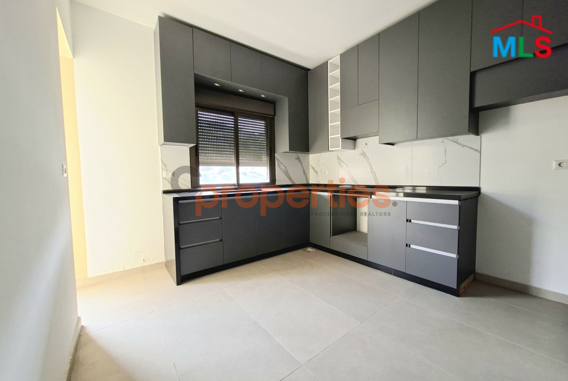 Apartment for sale in Halat – CPJHM09