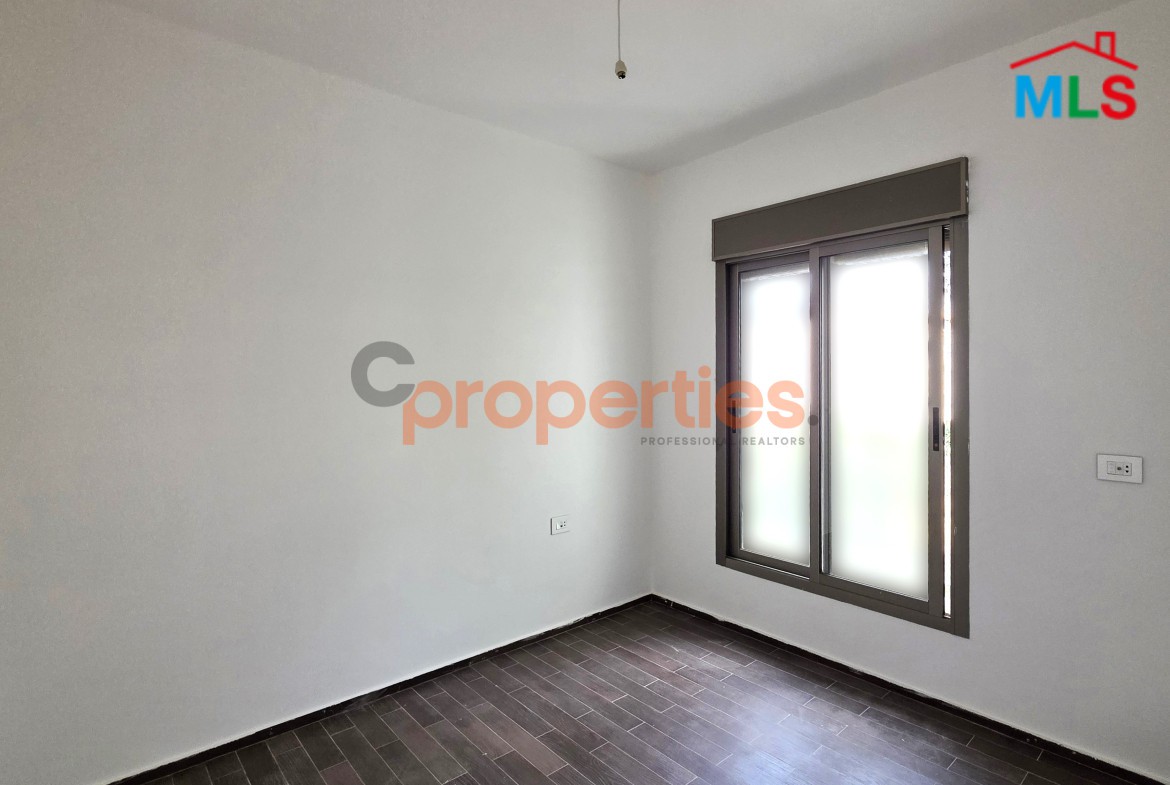 Apartment for Sale in Ain Saade – CPSM391