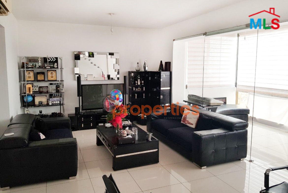 Apartment for sale in Jdeideh CPSM138