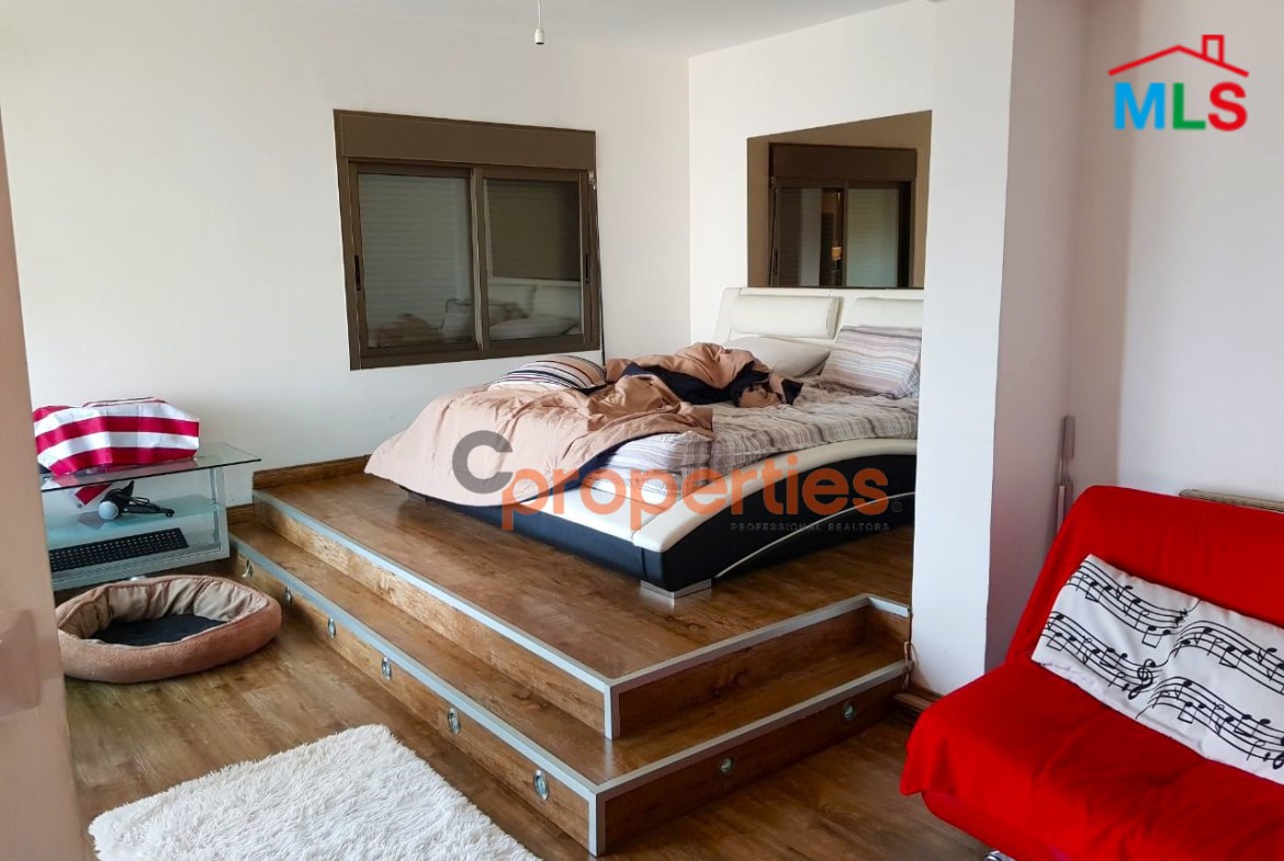Apartment for sale in Jdeideh CPSM138