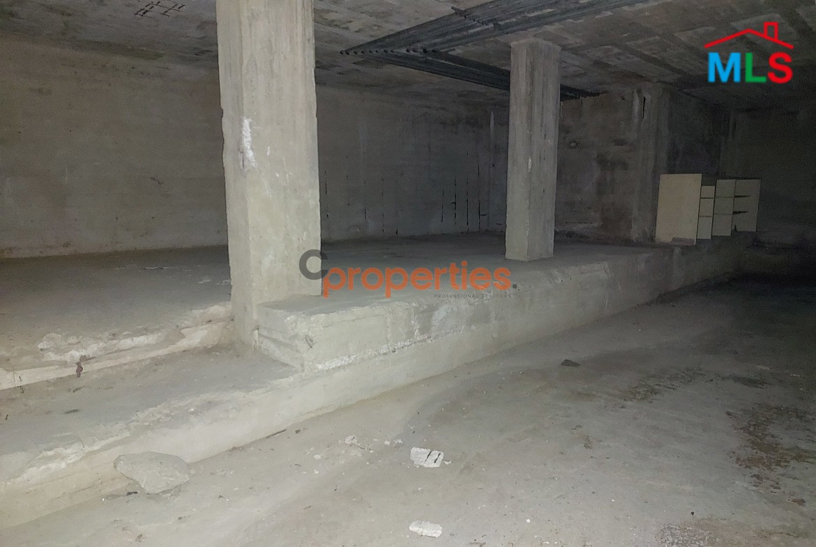 Warehouse for sale in bqennaya CPSM73