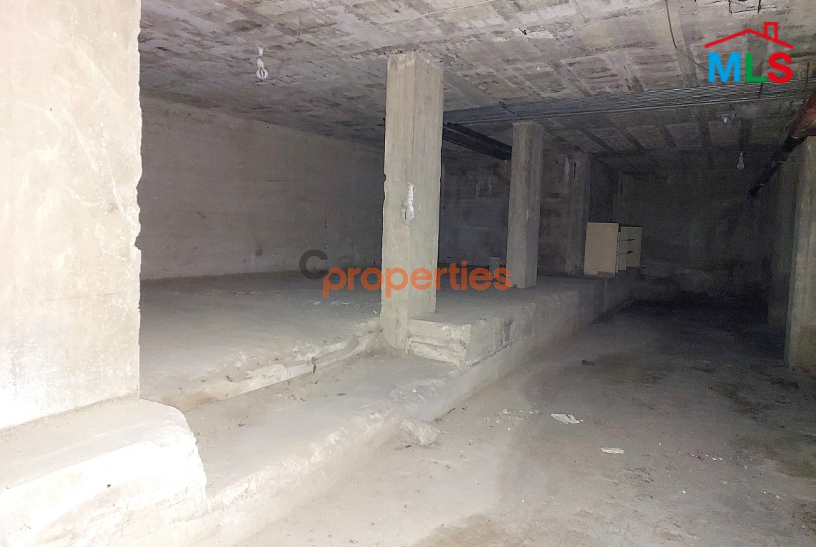 Warehouse for sale in bqennaya CPSM73
