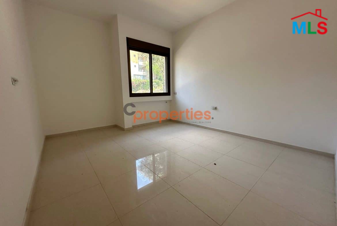 Apartment For Sale in Mtayleb CPCF60