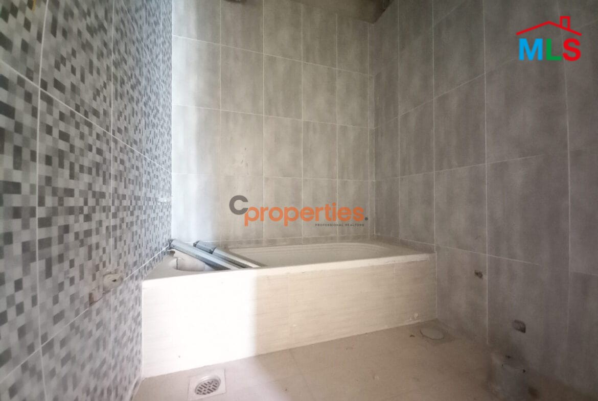 Duplex For Sale in Hboub-Jbeil CPJRK36