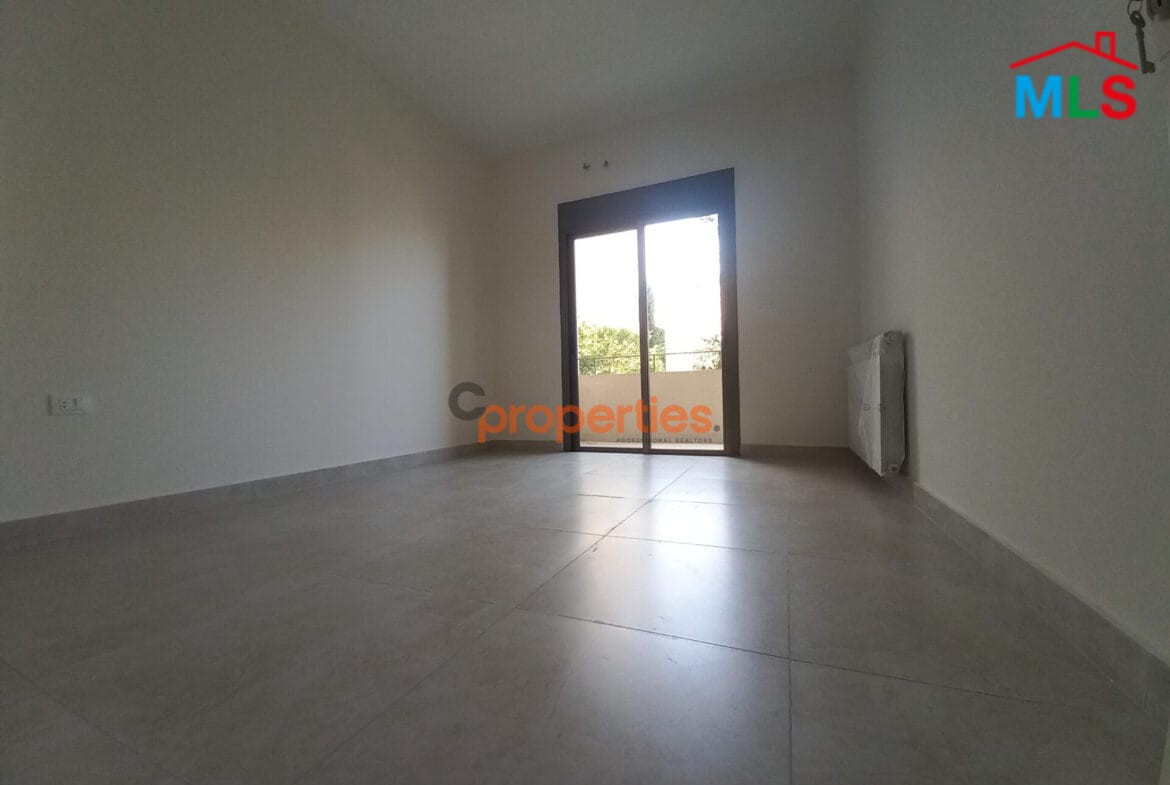 Apartment For Sale in Hboub-Jbeil CPJRK19