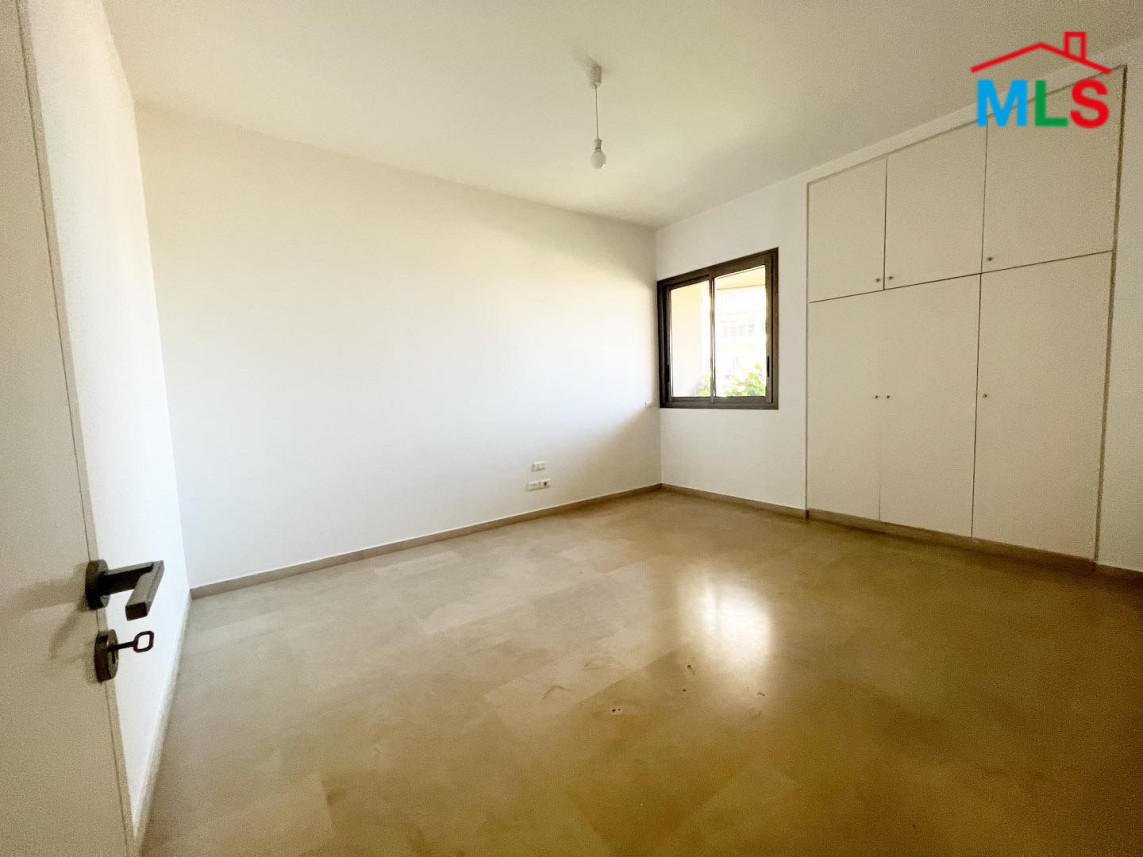 4-Bedroom Apartment For Rent in Achrafieh, Carré D'or