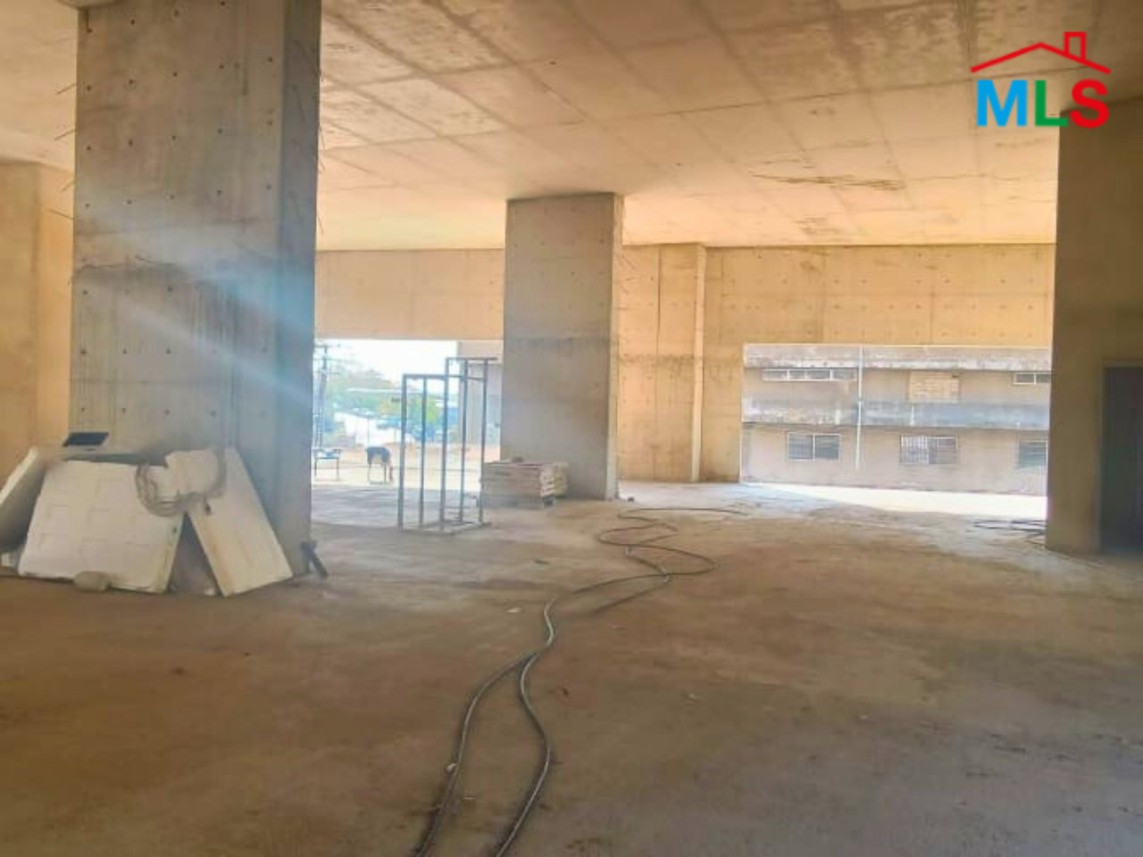 Industrial Showroom With Terrace For Rent in Zouk Mosbeh