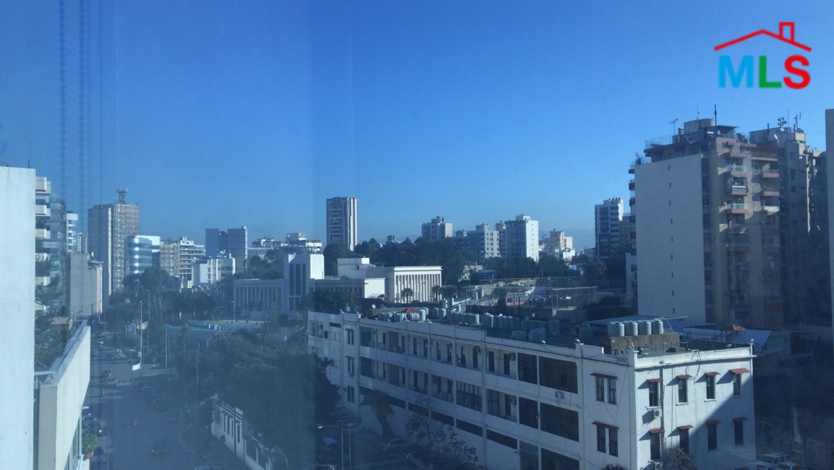 Office for rent in Verdun with a Great View