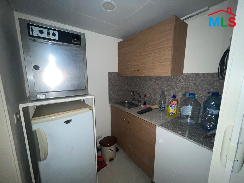Office for Rent in Jbeil