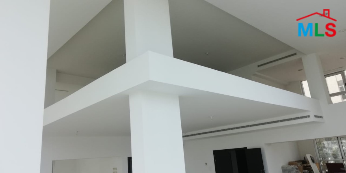 Showroom For Rent In A Prime Location In Sin El Fil