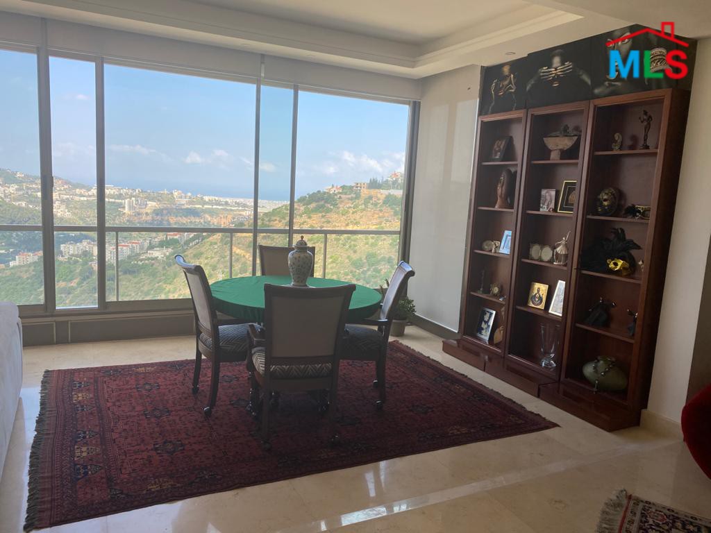 High-end Furnished Duplex with Terrace for Rent in Monteverde