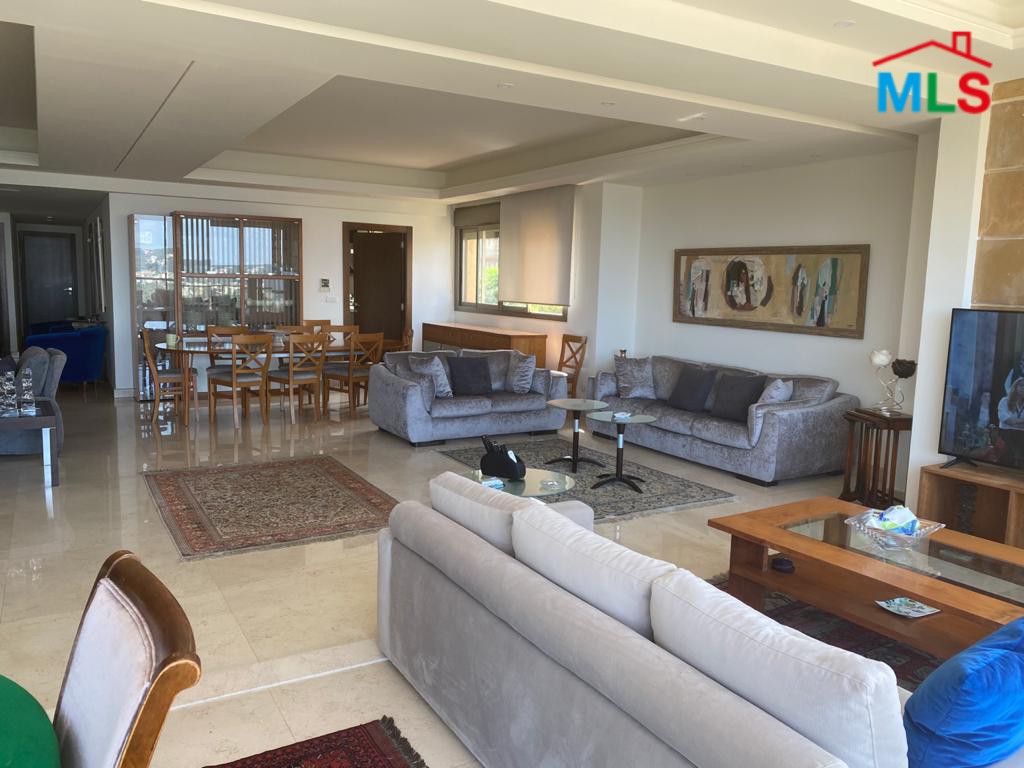 High-end Furnished Duplex with Terrace for Rent in Monteverde