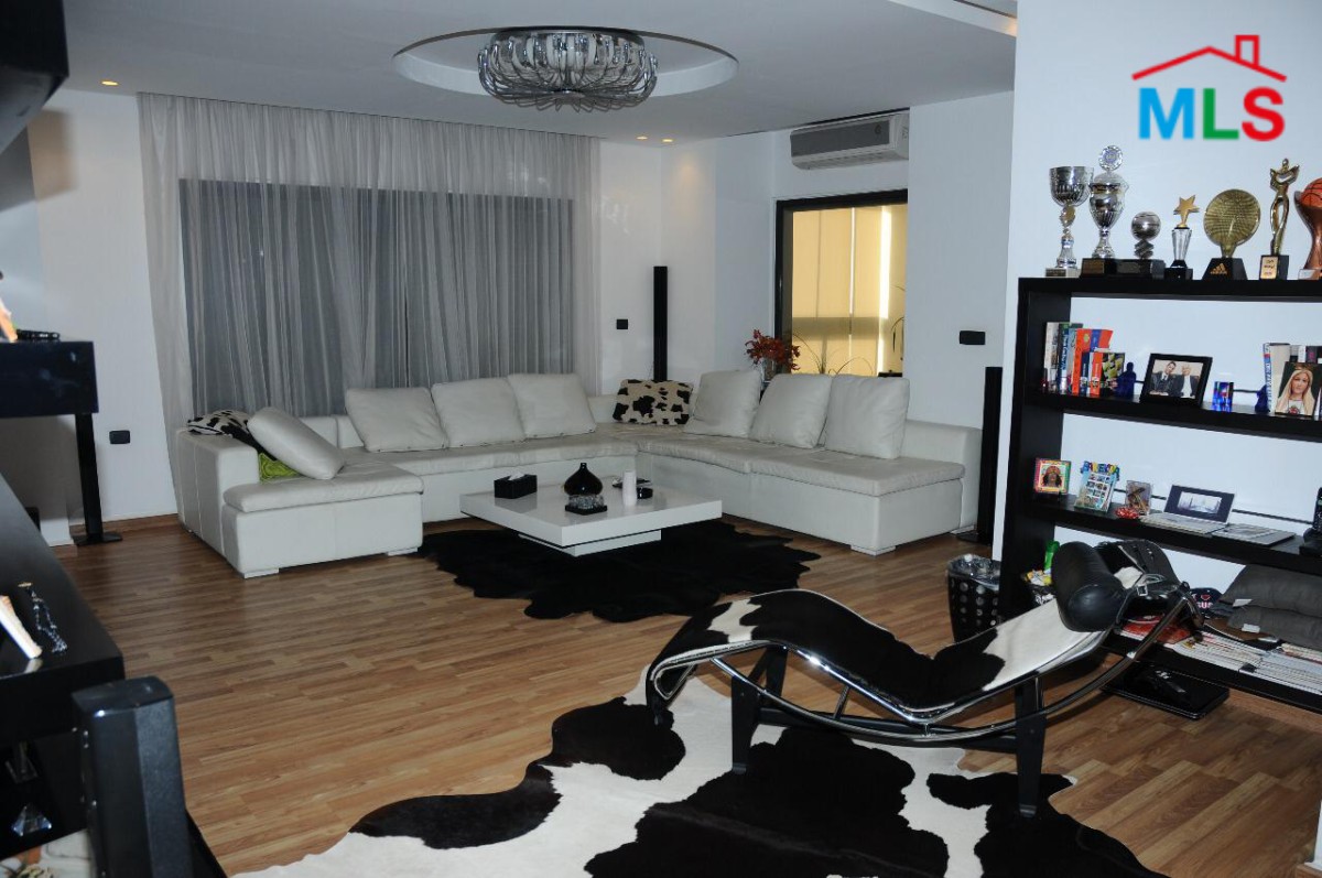 Apartment for Rent in Kaslik with a Panoramic View
