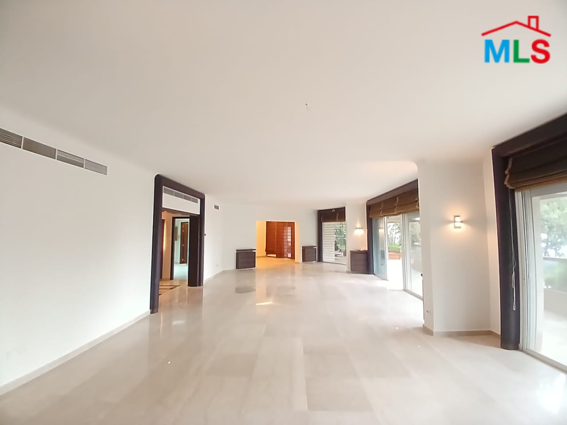 Spacious 3 Bedrooms Apartment With Terrace and Garden For Sale in Biyada
