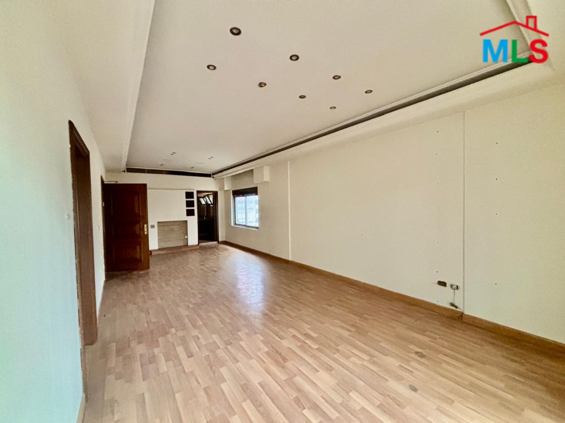 Spacious Apartment Suitable as Office For Sale in Badaro