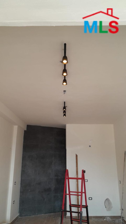 30 SQM Shop For Sale in Beit Meri