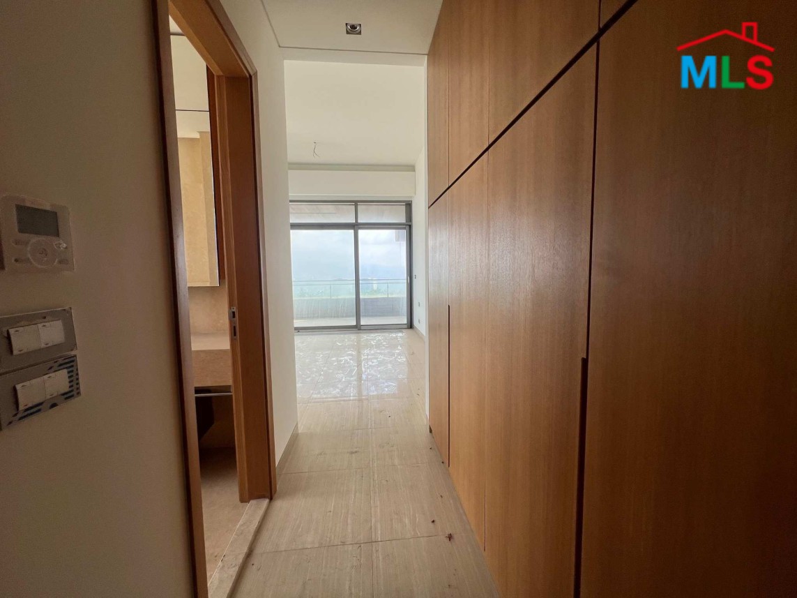 3-Bedroom Apartment For Sale in a High-End Building in Achrafieh, Carré D'or
