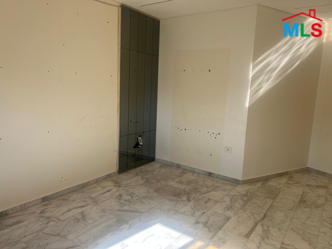 Fully Decorated Apartment For Sale in Hay Al-American, Hadath