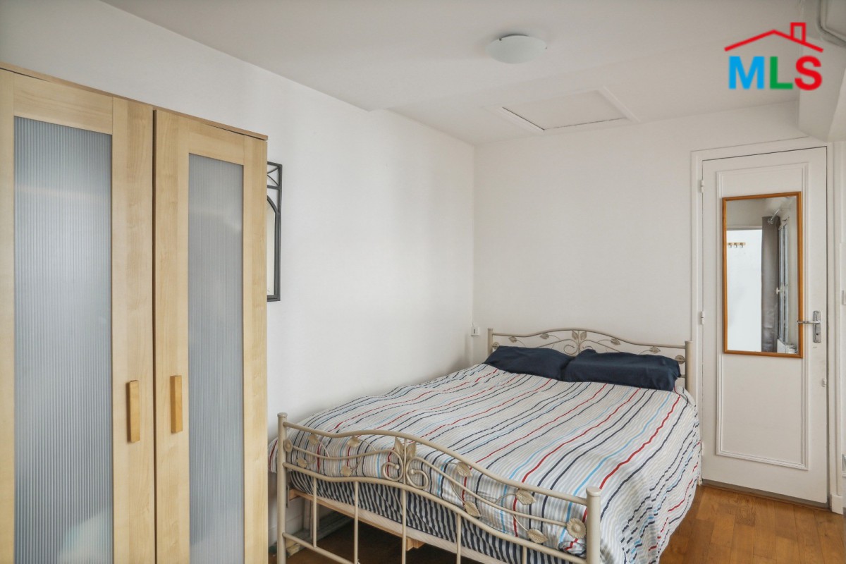 PIED-A-TERRE APARTMENT FOR SALE l ELYSEE / MADELEINE l PARIS 8ème, FRANCE - 58m2