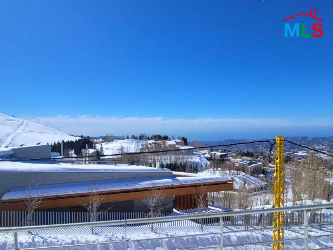 Furnished Decorated High-End Chalet With Garden For Sale in Tilal Fakra